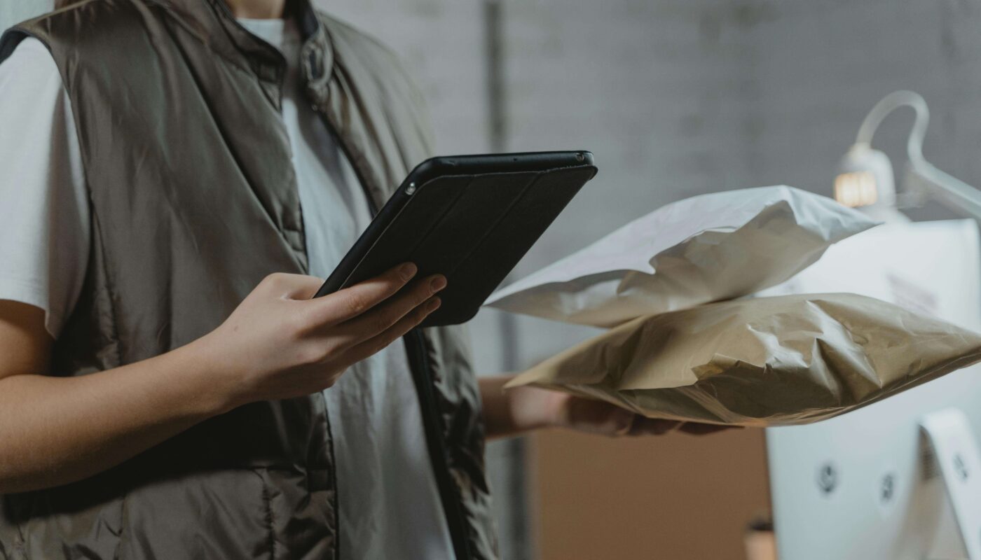 AI delivery tracking system showing real-time route optimization, smart logistics dashboard, and predictive delivery insights.